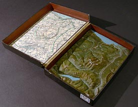 Pocket relief as illustration of a map
